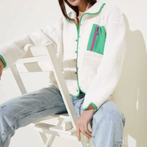 Yeşil fermuar cepli kuzu mont beyaz t1085