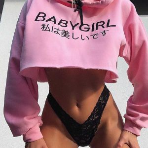 Kadın Siyah Dantel Tanga Külot – Modern ve Şık Tasarım