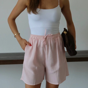 Müslin kumaş şort bağcıklı pembe pt (Beden: M)