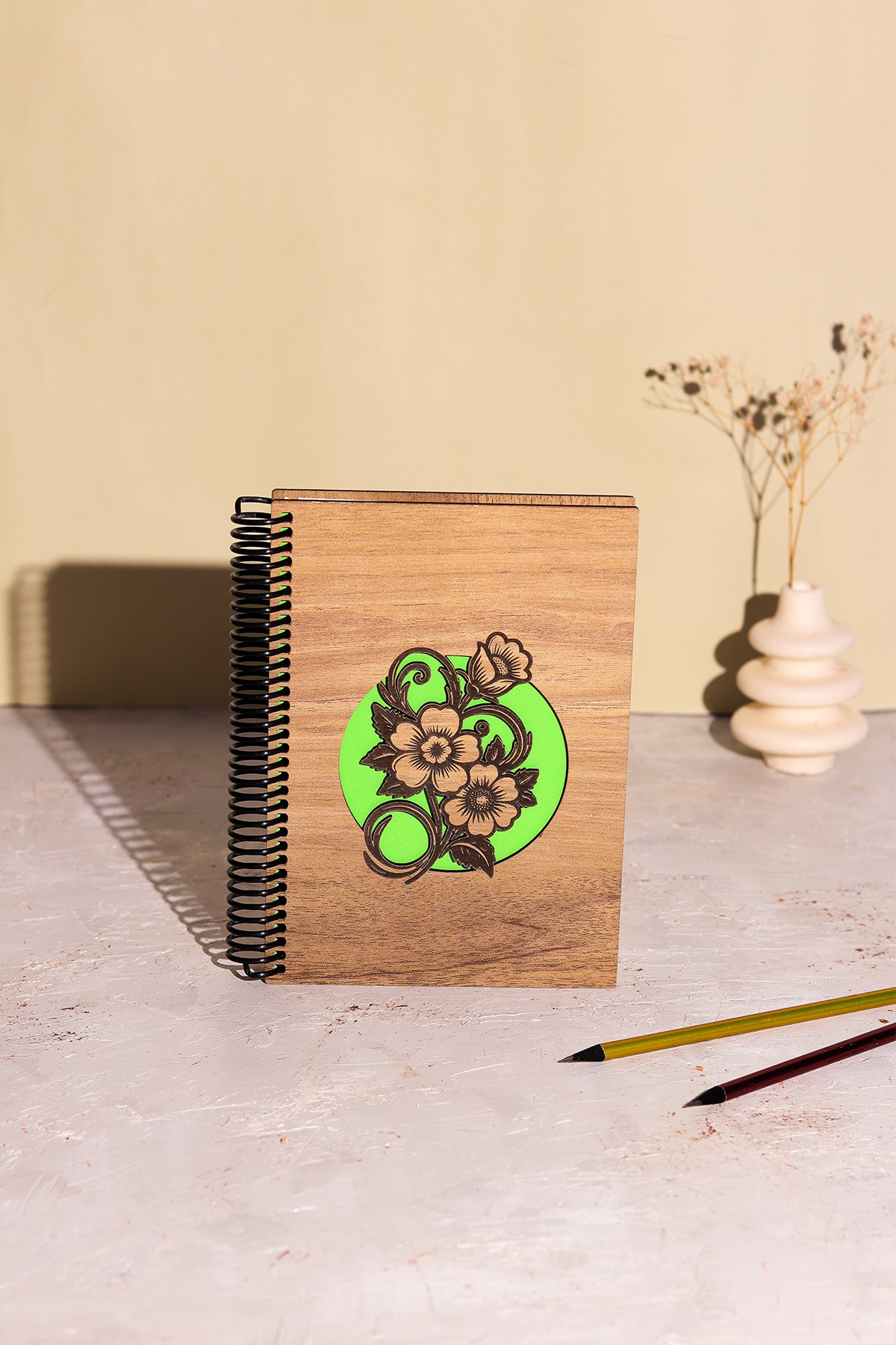 Doğal Ahşap Kapaklı Çizgisiz Defter – Şık ve Dayanıklı Tasarım - Görsel 3