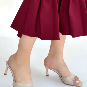 Ribay Bej Rugan Topuklu Terlik