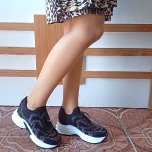 Kadın Yüksek Taban Rahat Şık Günlük Spor Ayakkabı Siyah Renk