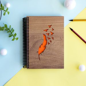 Doğal Ahşap Kapaklı Çizgisiz Defter – Şık ve Dayanıklı Tasarım