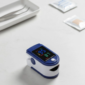 Dijital Parmak Tipi Oksimetre Hızlı ve Doğru Oksijen Ölçümü
