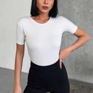 Rahat Ve Şık Kısa Kollu Bisiklet Yaka Likralı Viskon Penye Body Beyaz