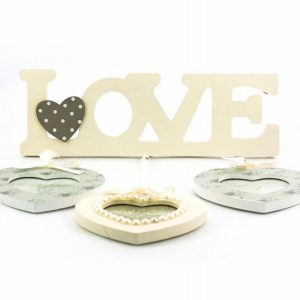 BUFFER® Decotown Love Yazılı Çerçeve 3lü Kalpli Ahşap Fotoğraf Çerçevesi