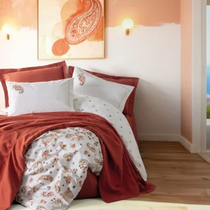 Vivid Çift Kişilik Pikeli Nev Takımı Paisia ​​Tarçın