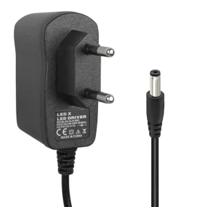 Powermaster Pm-5737 5 Volt - 1 Amper 3.5*1.35 Mm Uçlu Plastik Kasa Priz Tipi Adaptör